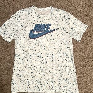 New without Tags Mens Nike Tshirt